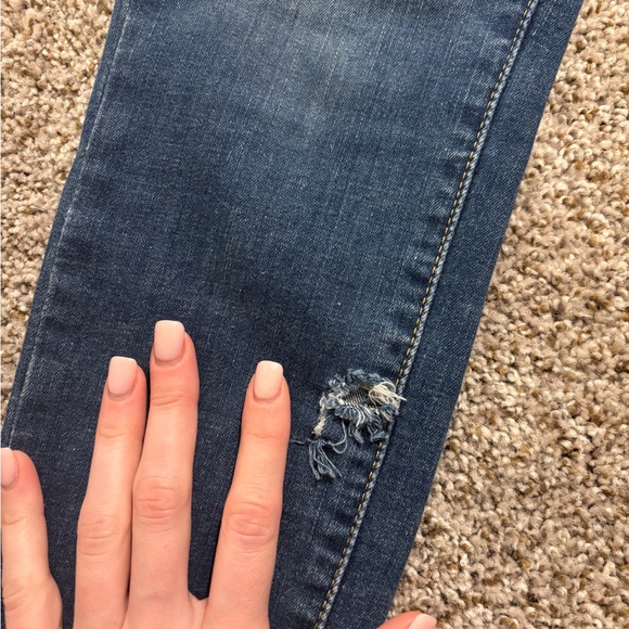 Levi’s Skinny Jeans - Picture 2 of 4